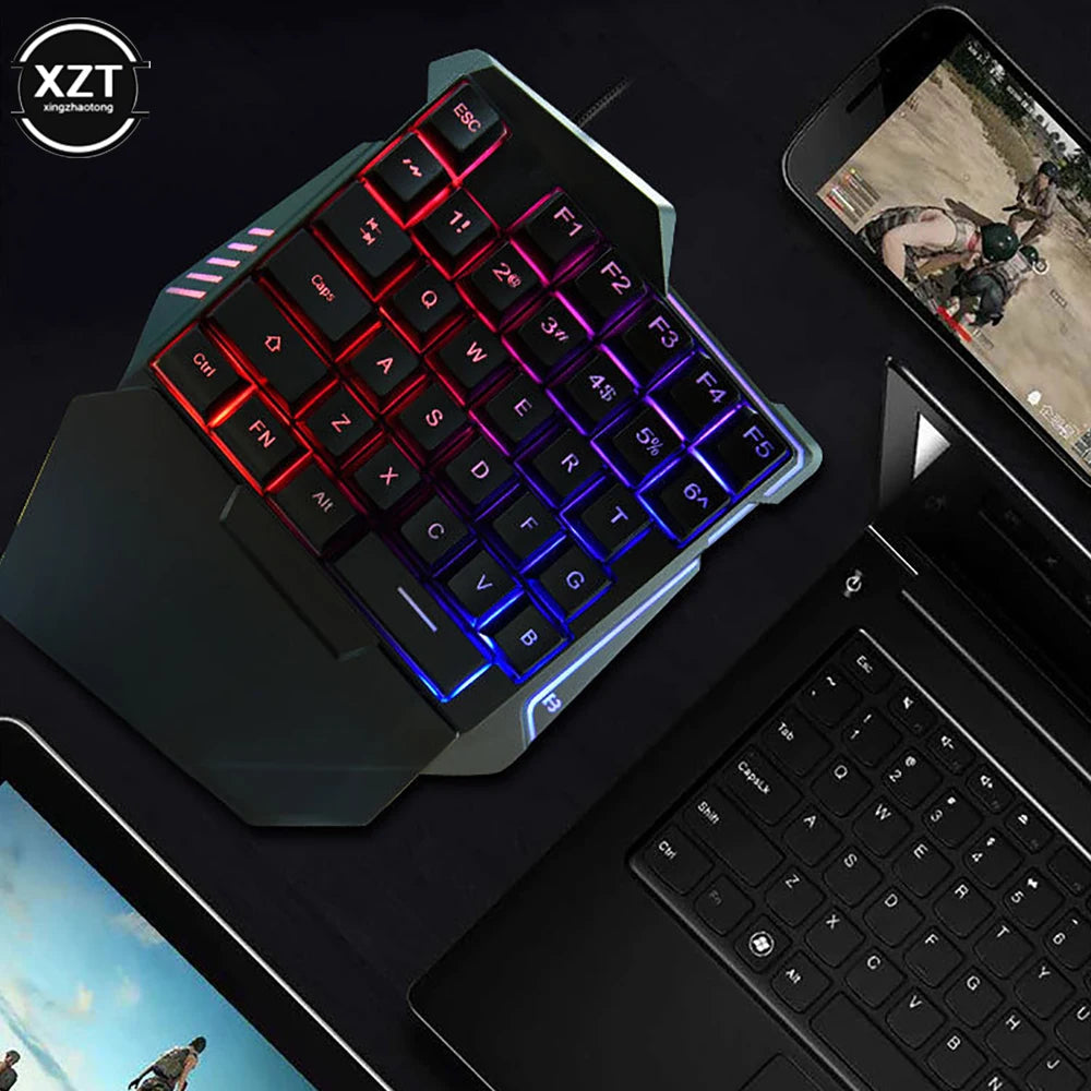 USB One-Handed Keyboard Gaming Mechanical Feel Keyboard Portable 35 Keys Mini Wired Keyboard Ergonomic Gaming Keyboard